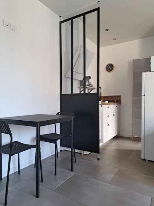 Studio Dans Maison Avec Jardin Et Balcon, Au Calme Serezin-du-Rhone Экстерьер фото